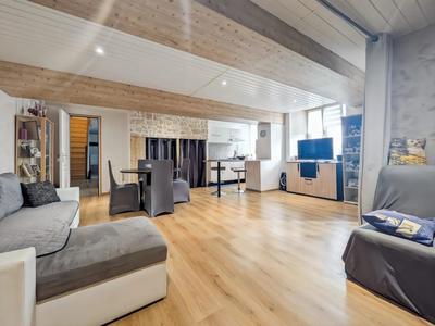 Maison de village - 150 m² - 6 pièces