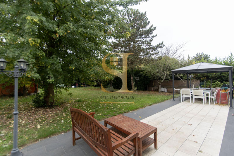 Maison - 172 m² - 7 pièces