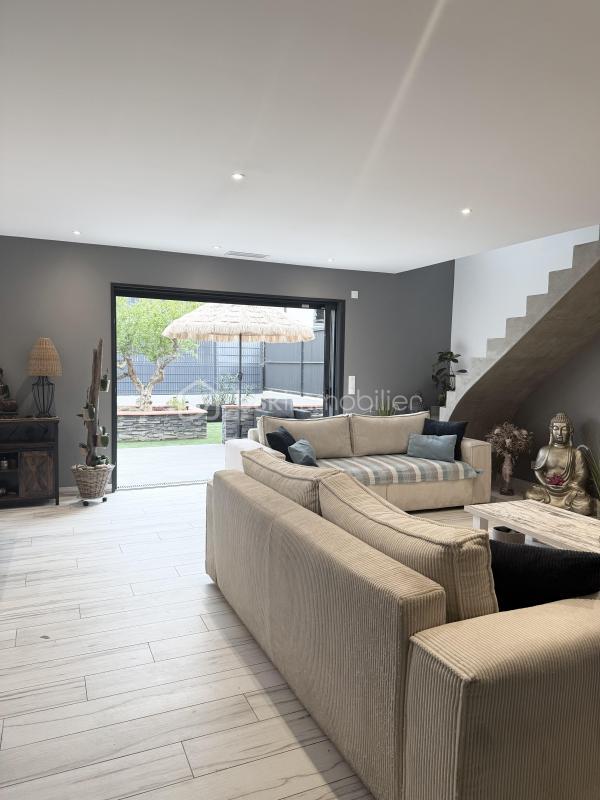 Maison - 120 m² - 5 pièces