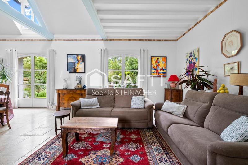 Maison - 192 m² - 7 pièces