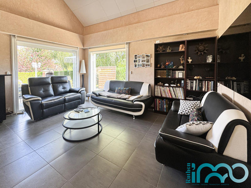 Maison - 177 m² - 7 pièces