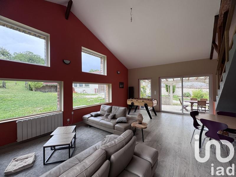 Maison - 235 m² - 6 pièces