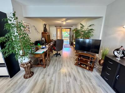 Propriété - 370 m² - 15 pièces