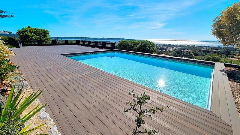 Maison - 263 m² - 8 pièces