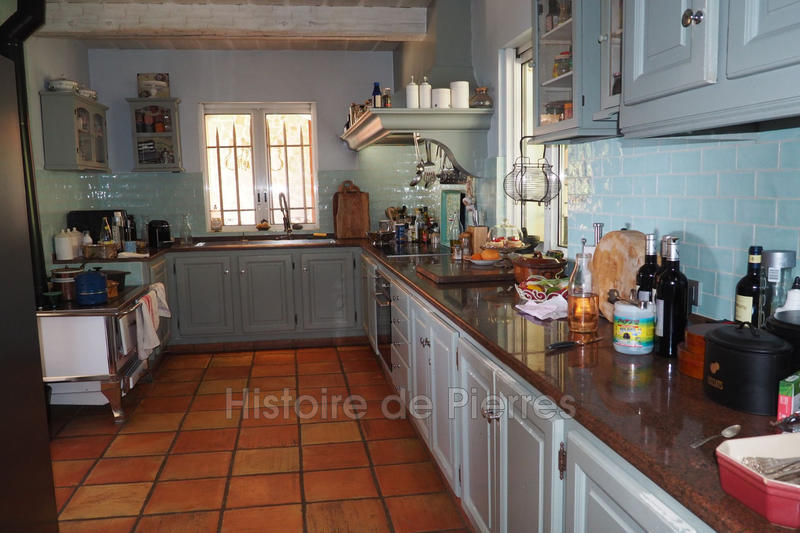 Maison - 300 m² - 10 pièces