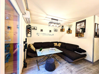 Appartement - 97 m² - 5 pièces