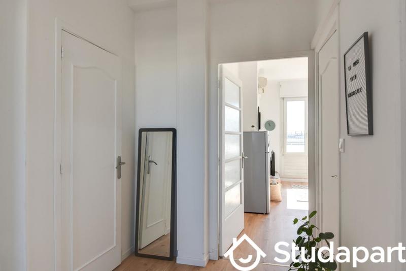 Chambre - 12 m² - 1 pièce