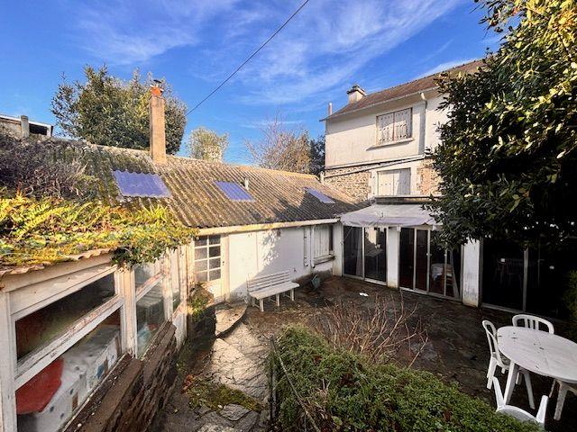 Maison - 165 m² - 6 pièces