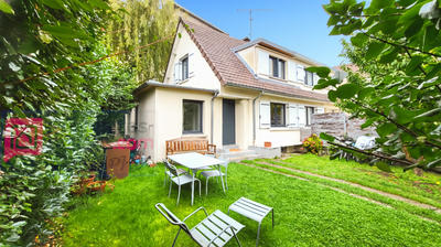 Maison - 112 m² - 7 pièces