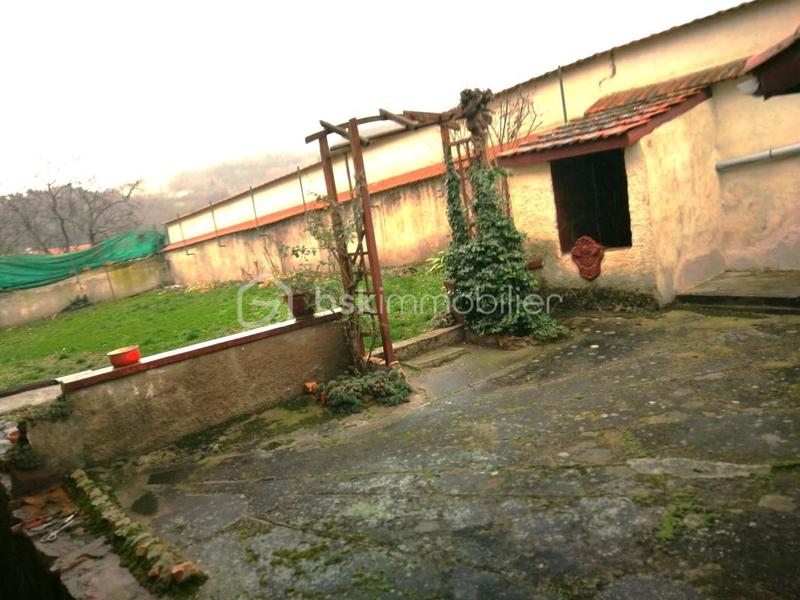 Maison de village - 92 m² - 4 pièces