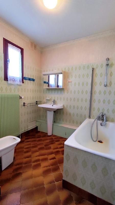 Maison - 168 m² - 8 pièces