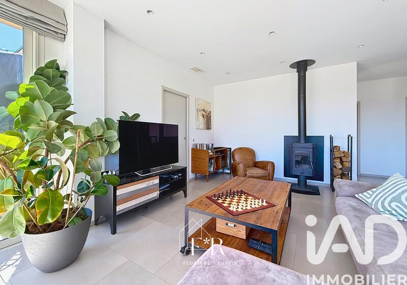 Maison - 200 m² - 4 pièces