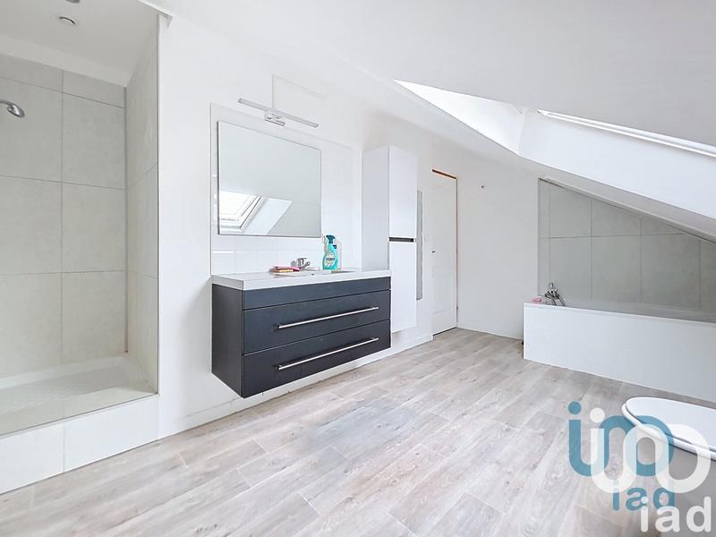 Maison - 92 m² - 5 pièces