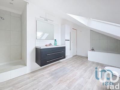 Maison - 92 m² - 5 pièces