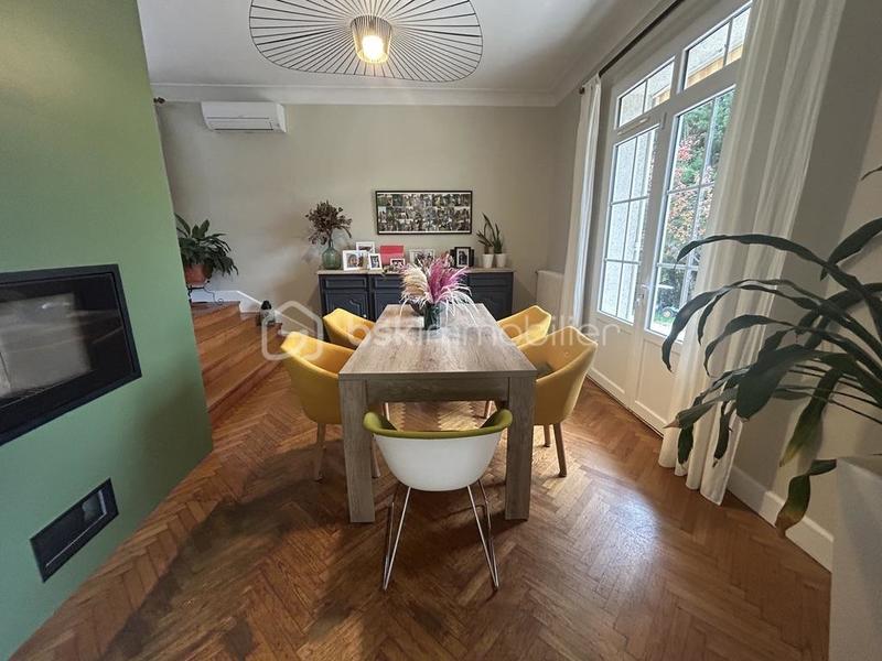 Villa - 187 m² - 6 pièces