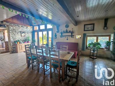 Maison - 176 m² - 6 pièces