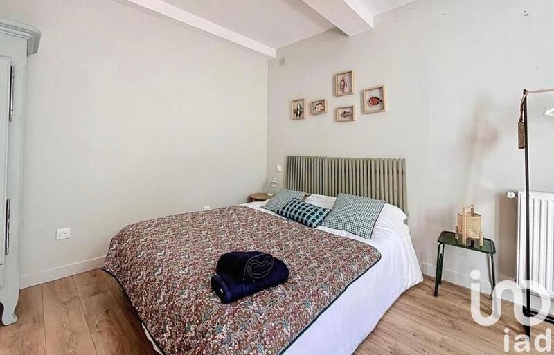 Maison - 212 m² - 7 pièces