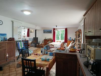Maison - 168 m² - 7 pièces