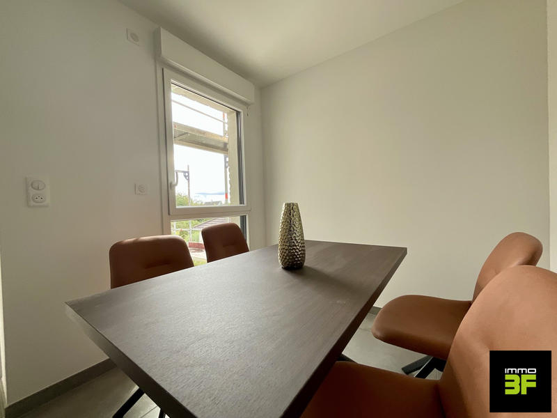 Appartement - 86 m² - 4 pièces