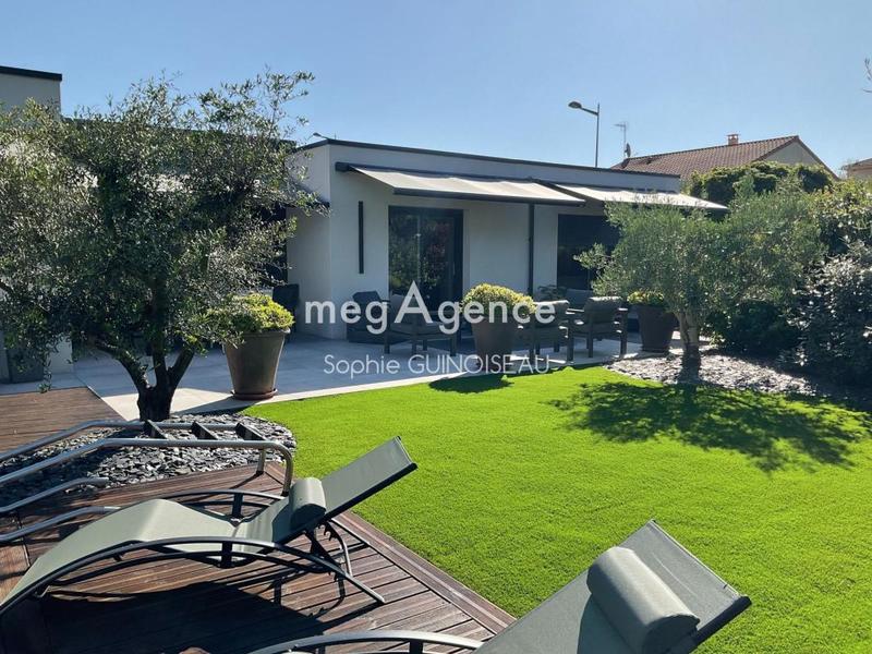 Maison - 176 m² - 6 pièces