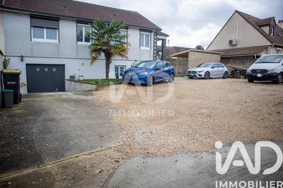 Maison - 139 m² - 6 pièces