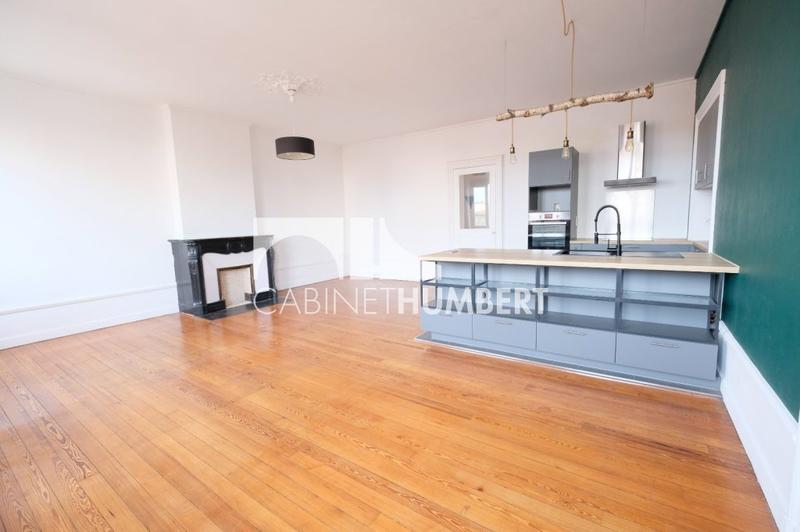 Appartement - 82 m² - 3 pièces