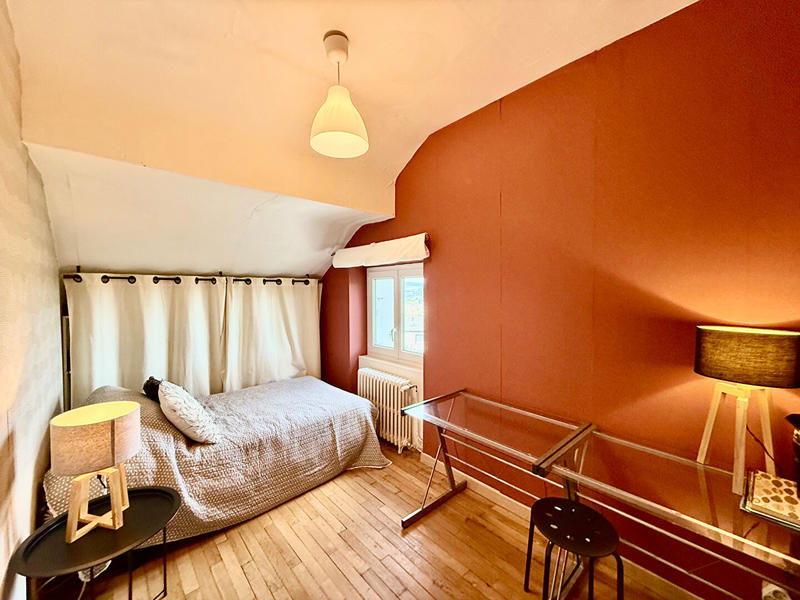 Maison - 100 m² - 5 pièces