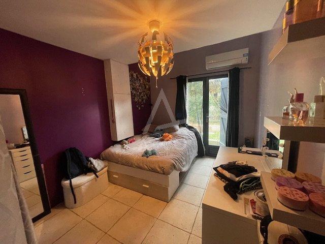 Villa - 111 m² - 5 pièces