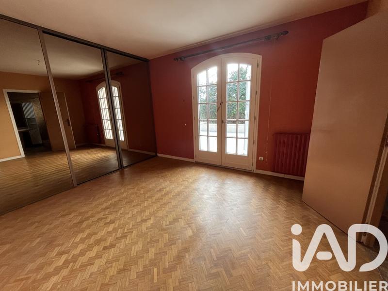 Maison - 181 m² - 5 pièces
