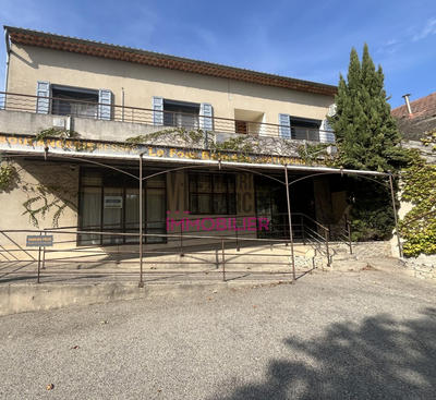 Local commercial - 280 m²