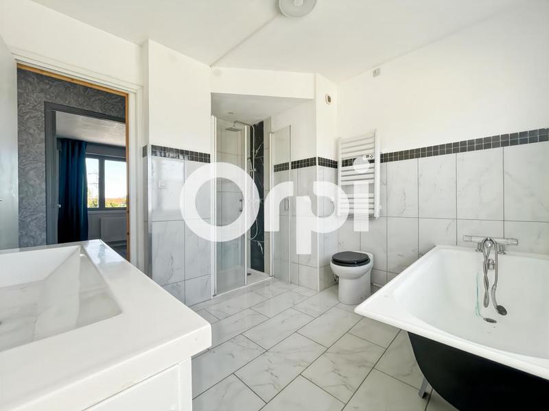 Maison - 103 m² - 4 pièces