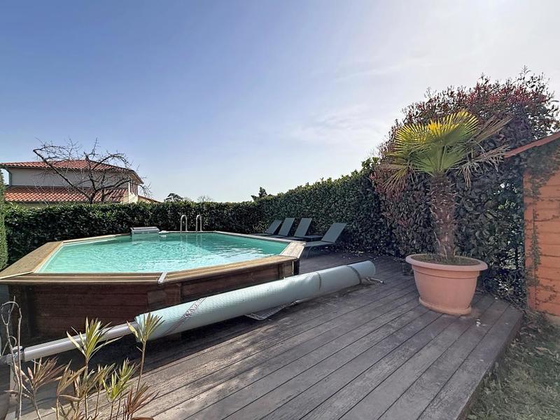 Villa - 180 m² - 6 pièces