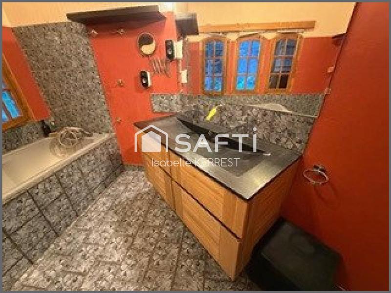 Maison - 128 m² - 7 pièces