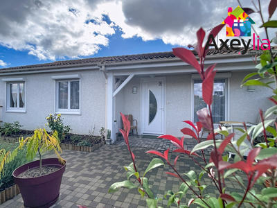 Maison - 90 m² - 5 pièces