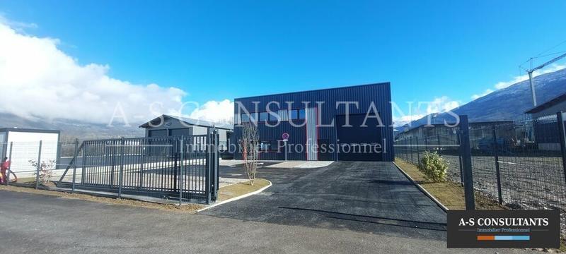 Local d'activité / Entrepôt - 471 m²