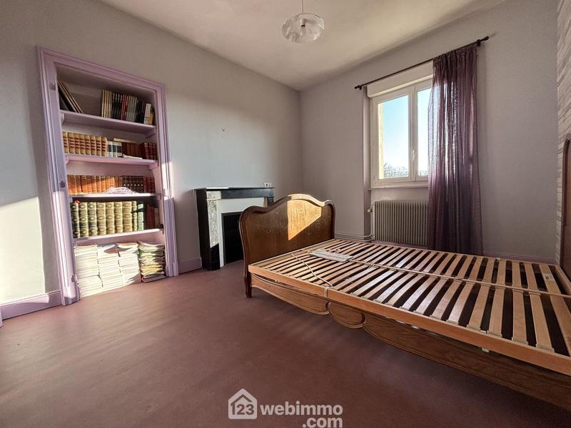 Maison - 370 m² - 11 pièces