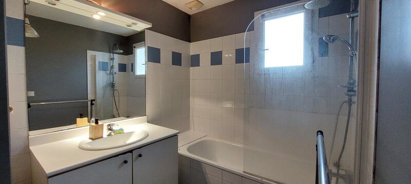 Maison - 86 m² - 4 pièces