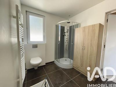 Maison - 180 m² - 9 pièces