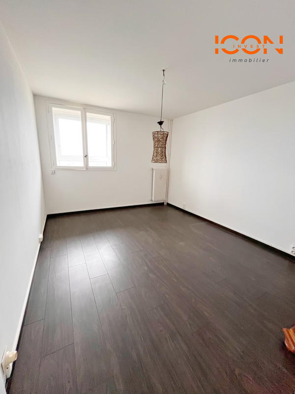 Appartement - 75 m² - 4 pièces
