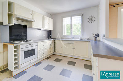 Appartement - 111 m² - 5 pièces