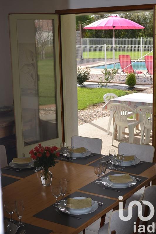 Maison - 354 m² - 14 pièces