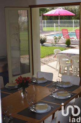 Maison - 354 m² - 14 pièces