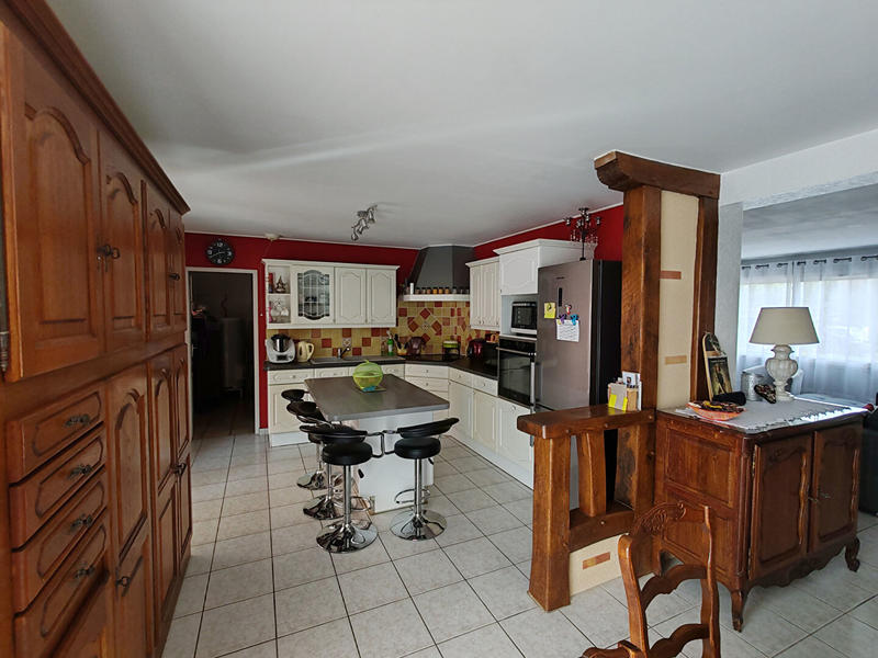 Maison - 149 m² - 7 pièces
