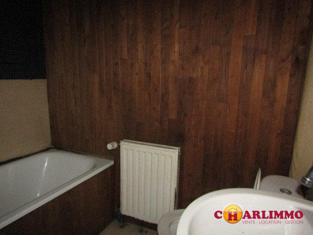 Maison traditionnelle - 77 m² - 4 pièces