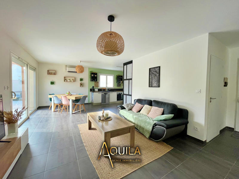 Maison - 92 m² - 4 pièces