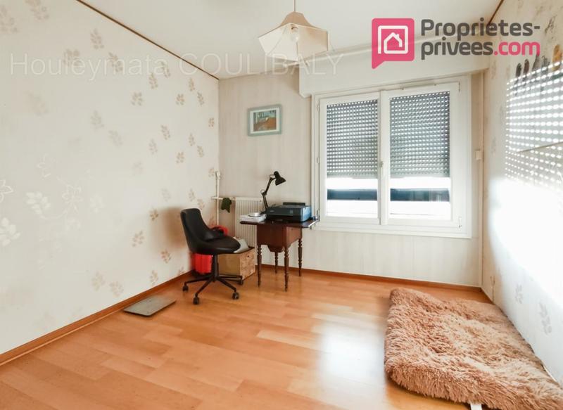 Appartement - 80 m² - 4 pièces