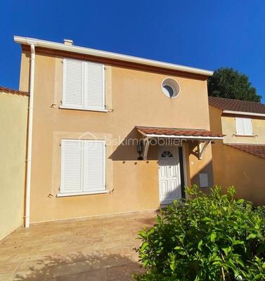 Maison - 72 m² - 4 pièces