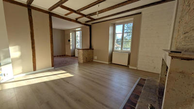 Maison - 250 m² - 11 pièces