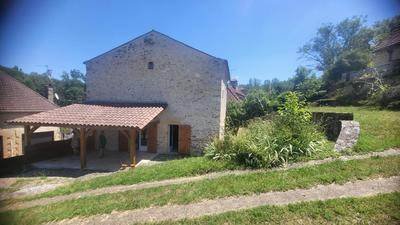 Maison - 140 m² - 6 pièces