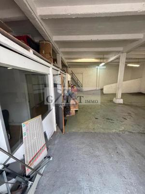Entrepôt - 165 m²